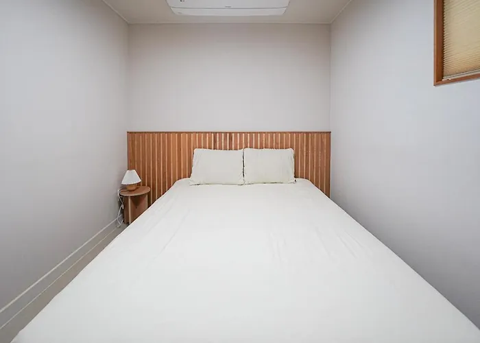 Gwangan 273 Apartment *