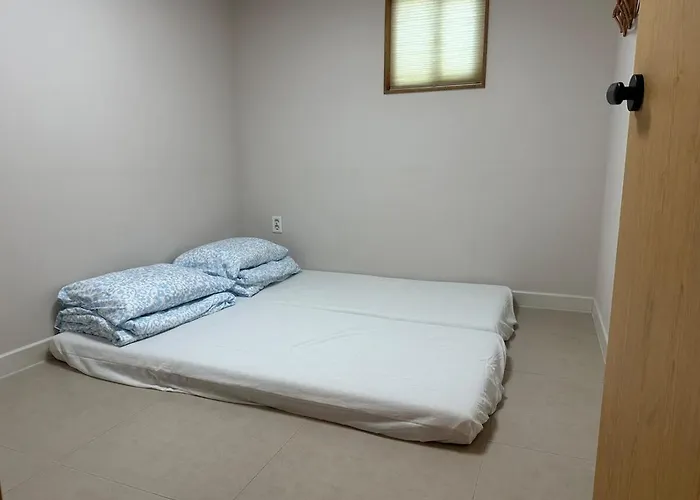 Gwangan 273 Apartment