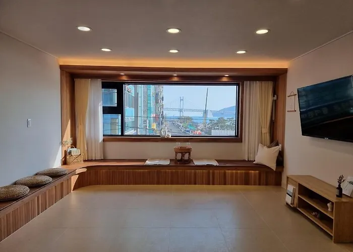 Gwangan 273 Apartment *