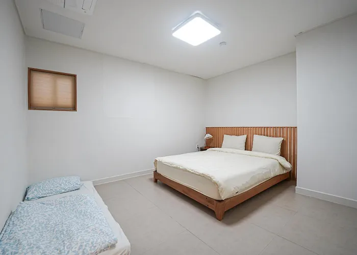 Gwangan 273 *